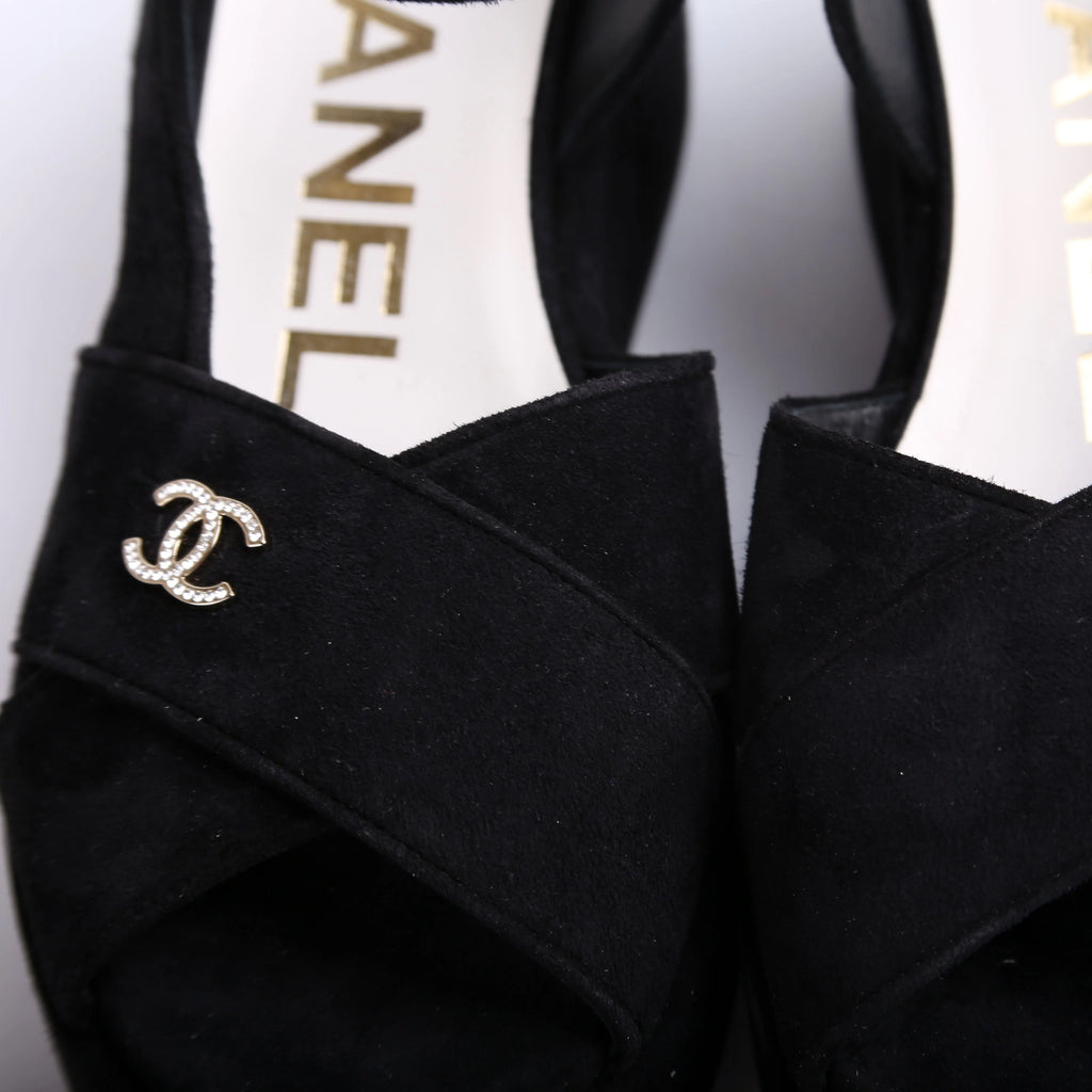 Channel Suede CC Plat Form Sandals Size 38